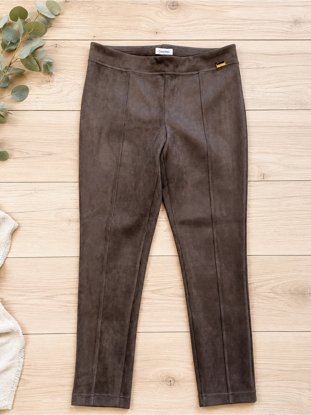 NWT Calvin Klein Faux Suede Pull-On Leggings Tan Brown Ankle Pants Women’s Large